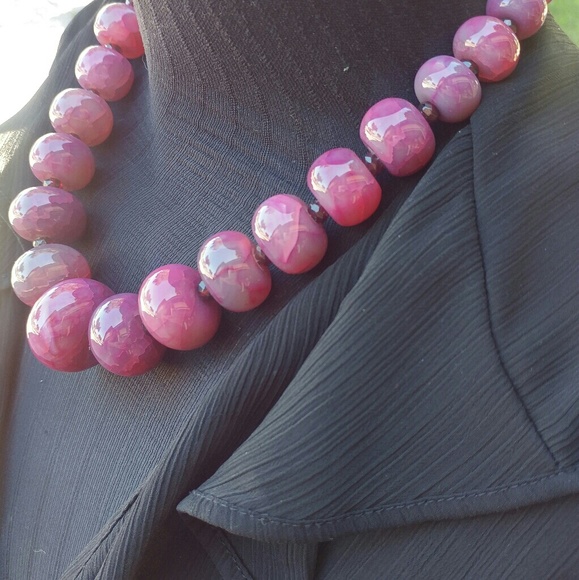 AKR Amy Kahn Russell Pink Agate Necklace - Picture 4 of 7